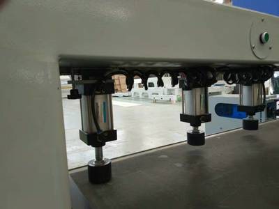 【板式家具紅外線激光數(shù)控側(cè)孔機 水平孔側(cè)孔機】價格,廠家,圖片-中國網(wǎng)庫